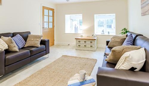 Two-Bedroom Holiday Home