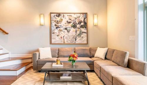 Three-Bedroom Premium Apartment with Balcony