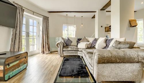 Three-Bedroom Vacation Home 