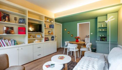 One-Bedroom Apartment
