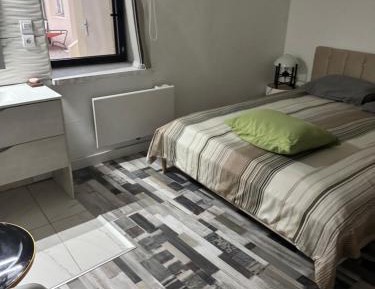 Triple Room with Private Bathroom