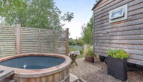 One-Bedroom Vacation Home