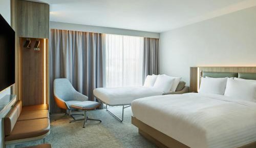 Executive King Room with Sofa Bed