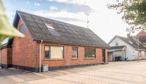 Five-Bedroom Holiday Home