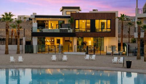 Eight-Bedroom House