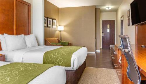 Double Suite with Two Double Beds - Non-Smoking