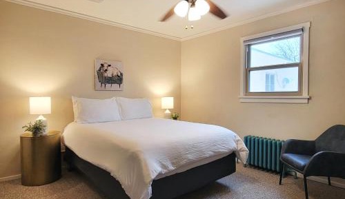 Queen Room