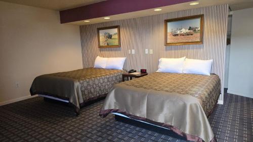 Superior Queen Room with Two Queen Beds