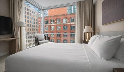 Standard Room, 1 Queen Bed