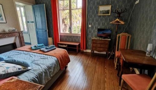 Room #542649104