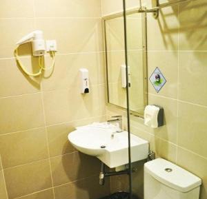 Standard Quad - No Window