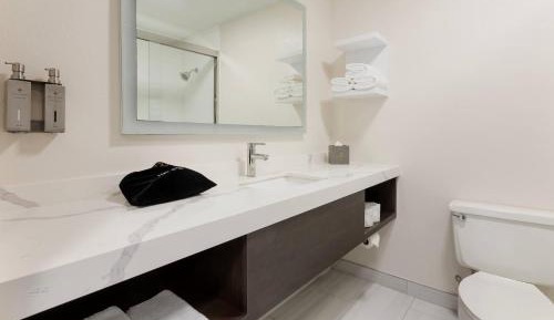 Standard King Room