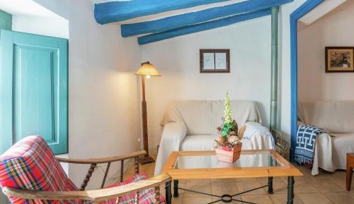 Three-Bedroom Vacation Home 