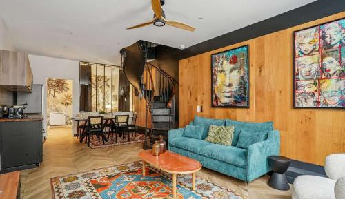Four-Bedroom Penthouse Apartment