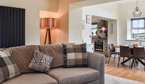 Three-Bedroom Vacation Home 