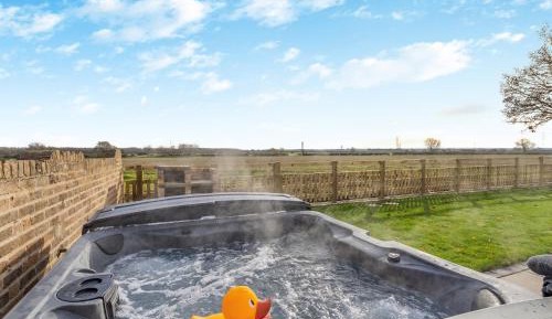 Five-Bedroom Holiday Home