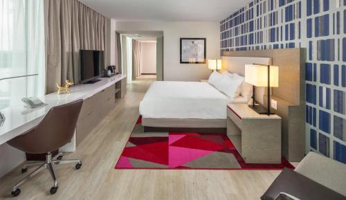 Junior King Suite