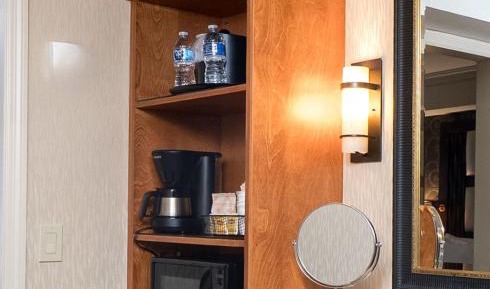 King Suite with Work Desk