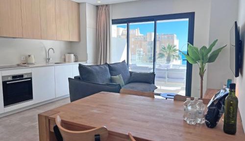 One-Bedroom Apartment with Sea View and Terrace