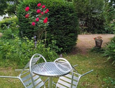 Suite with Garden View