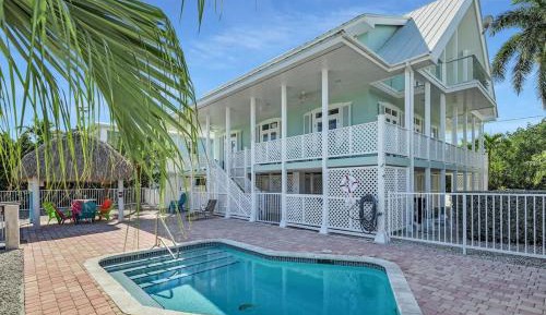 Four-Bedroom Vacation Home