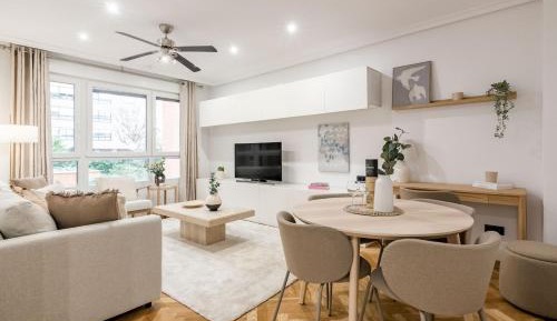 Two-Bedroom Deluxe Apartment