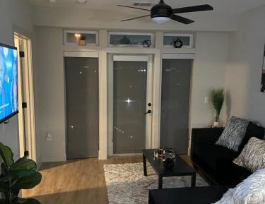 One-Bedroom Apartment with Balcony
