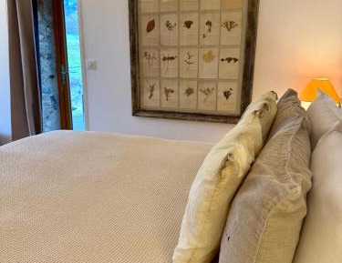 King Room with Mountain View