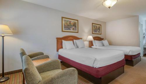 Queen Room with Two Queen Beds - Non-Smoking