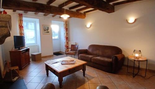 Holiday Home (5 Adults)
