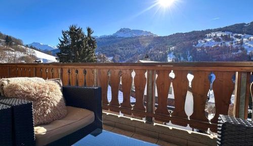 Three-Bedroom Apartment with Balcony