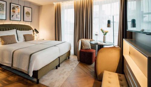 Superior Plus Twin Room