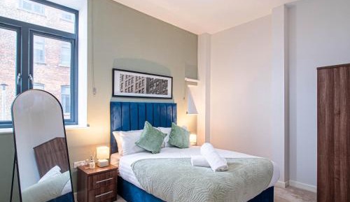 Two-Bedroom Deluxe Apartment