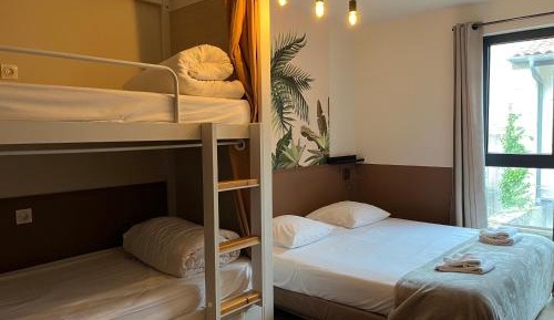 Economy Quadruple Room with Shared Bathroom
