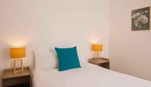 One Bedroom Apartment