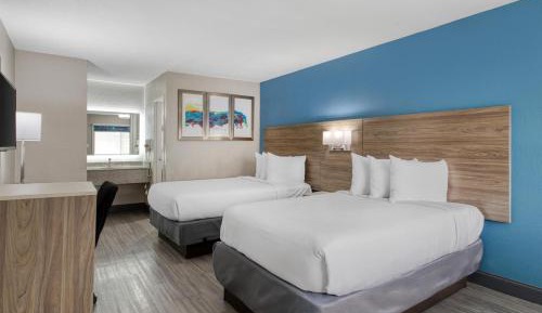 Double Room with Two Double Beds - Non-Smoking