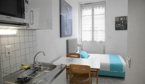 Studio Apartment
