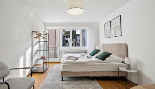 Studio Apartment