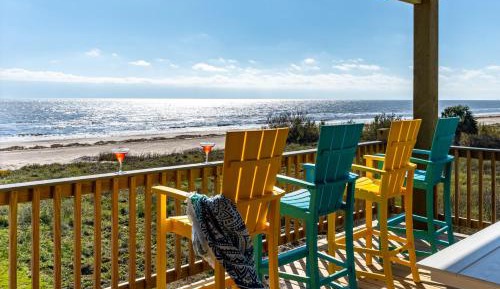 Eight-Bedroom House