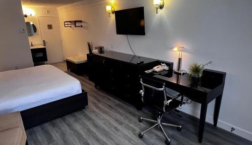 King Room with Jetted Tub, Non-Smoking