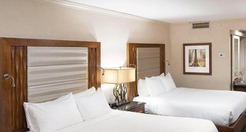 Queen Room with Two Queen Beds - Non-Smoking