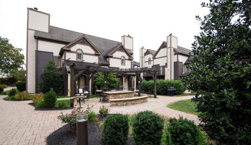 King Suite with Sofa Bed - Mobility Accessible