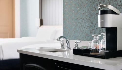 Lakeside Preferred King Room