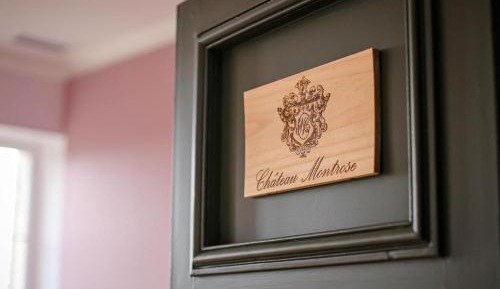chambre chateau Montrose-Triple-Supérieure-SDB privée-Vue sur la rivière