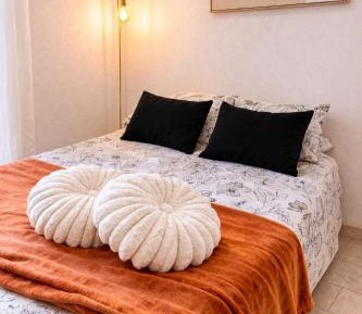 Studio with Sofa Bed