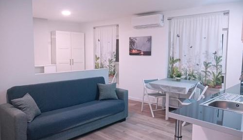Modern Studio