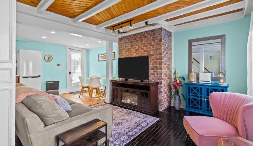 Three-Bedroom Townhouse