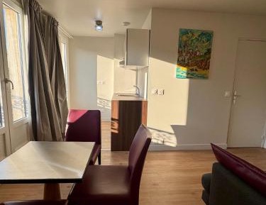 One-Bedroom Apartment