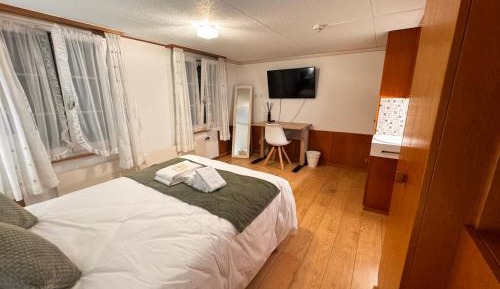 Double Room with Shared Bathroom