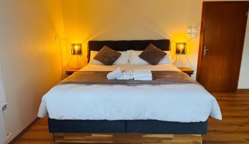 Standard Double Room with Shared Bathroom
